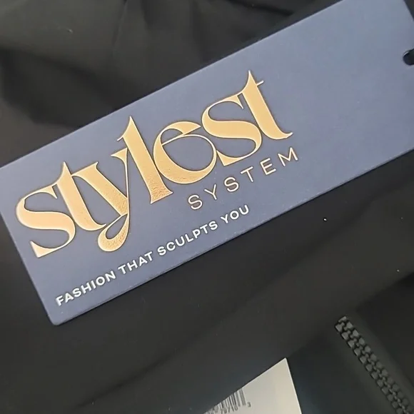 Black Long Sleeve One Piece Swimsuit - Picture 11 of 11